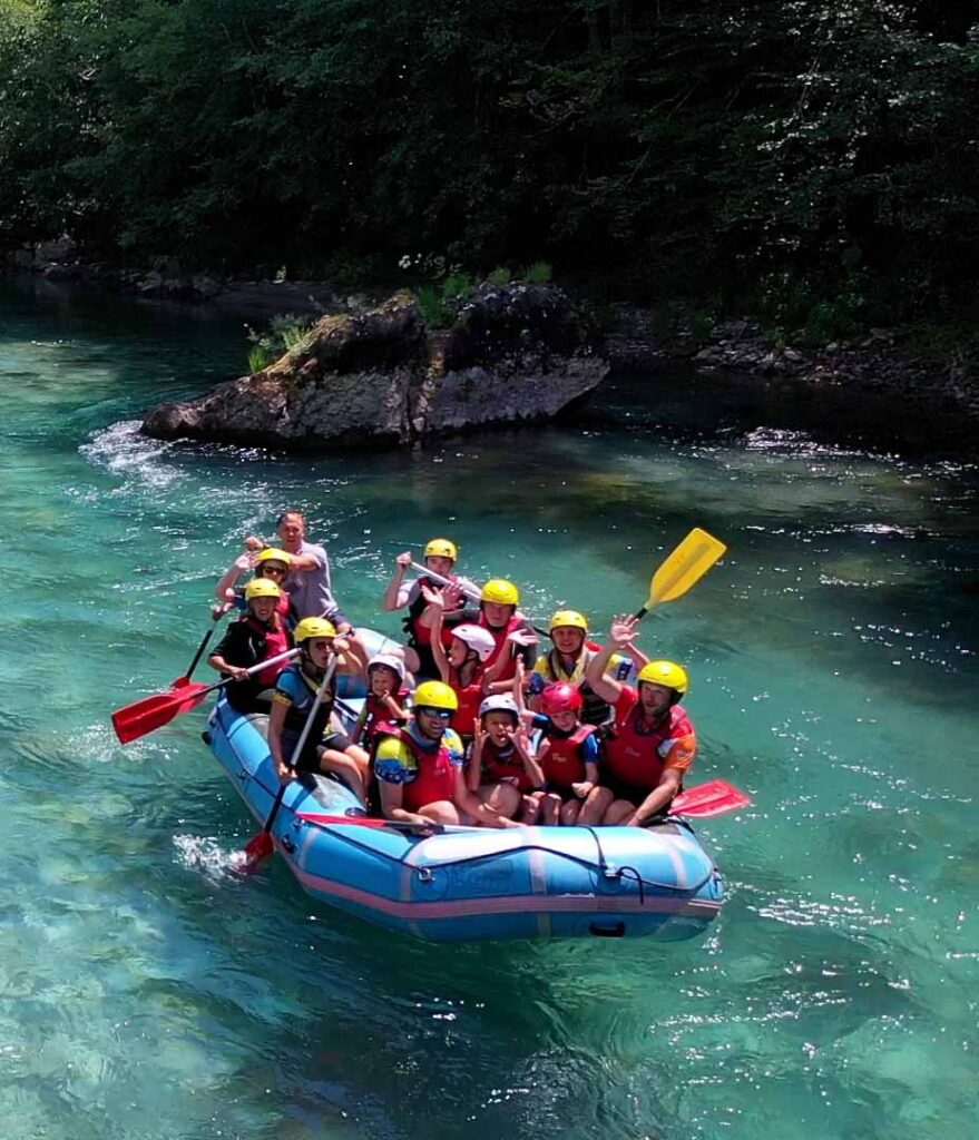 Rafting guide on Tara River